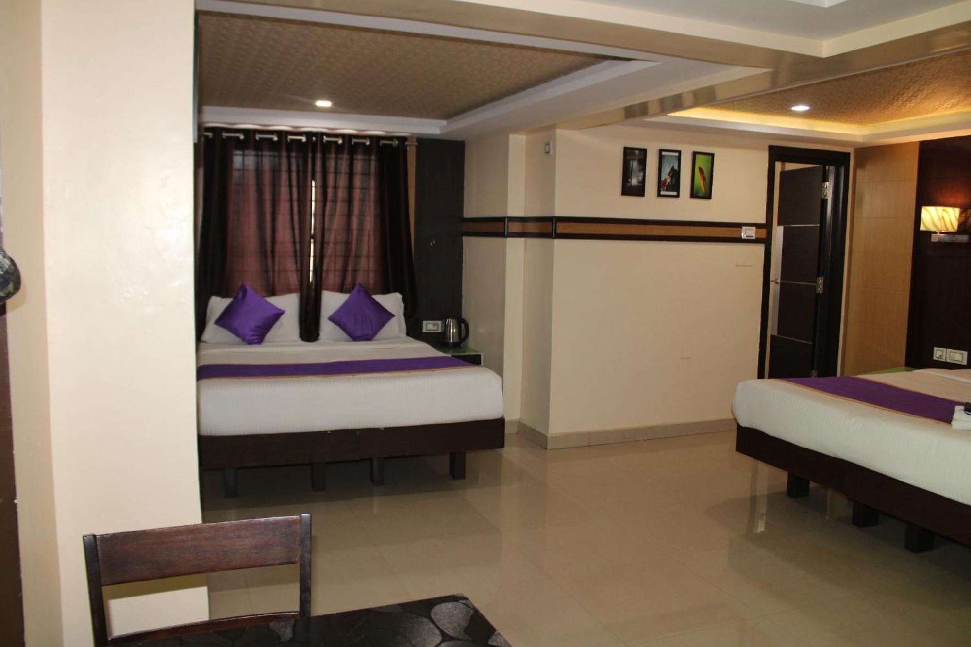Vp International Hotel Bangalore Exterior photo